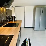 Donatella Avec Accès Piscine Appartement *