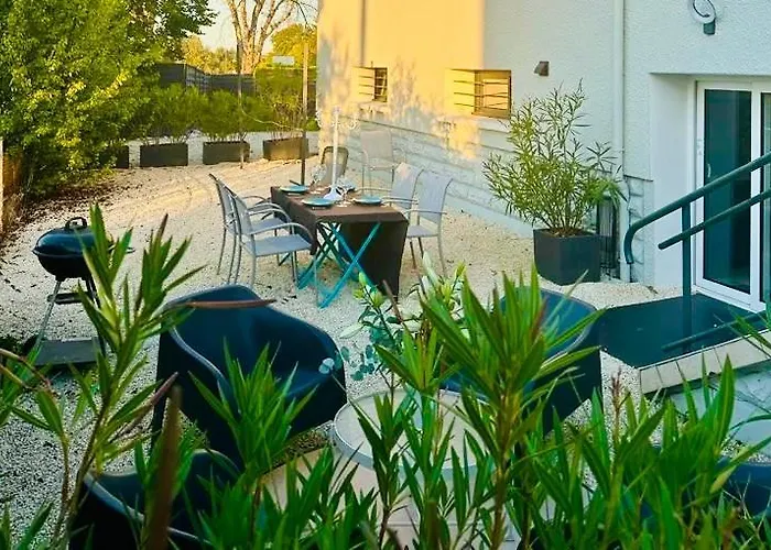 Donatella - Piscine, Vue Hippodrome & Village A Pied *